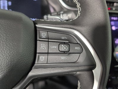 2025 Jeep Grand Cherokee GRAND CHEROKEE LAREDO X 4X4