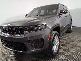 2025 Jeep Grand Cherokee GRAND CHEROKEE LAREDO X 4X4