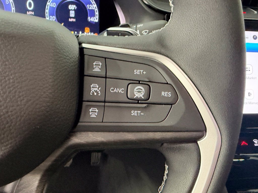 2027 Jeep Grand Cherokee GRAND CHEROKEE LIMITED 4X4