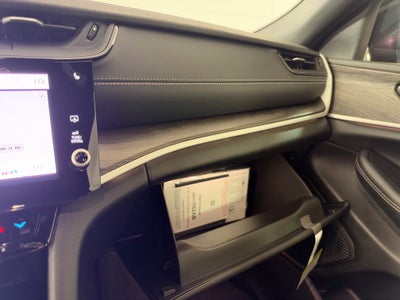 2027 Jeep Grand Cherokee GRAND CHEROKEE LIMITED 4X4