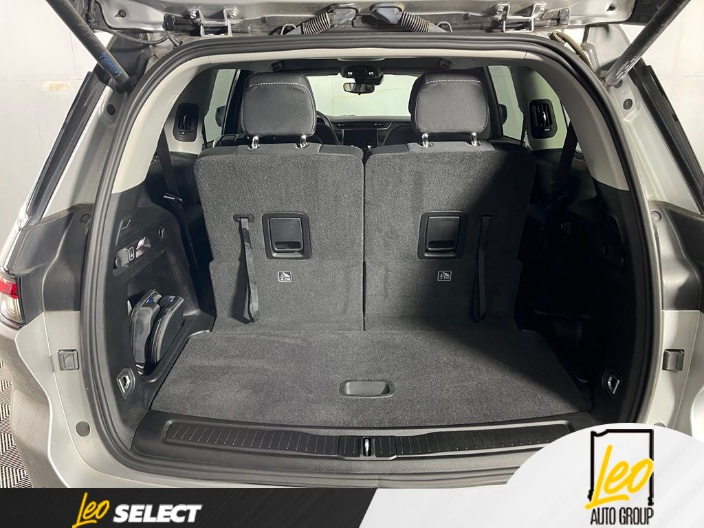 2023 Jeep Grand Cherokee L Laredo 4x2