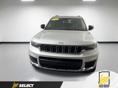 2023 Jeep Grand Cherokee L Laredo 4x2