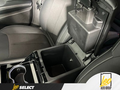 2023 Jeep Grand Cherokee L Laredo 4x2