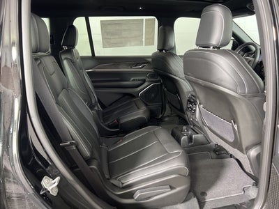 2025 Jeep Grand Cherokee GRAND CHEROKEE L LIMITED 4X2