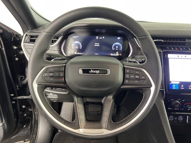 2025 Jeep Grand Cherokee GRAND CHEROKEE L LIMITED 4X2