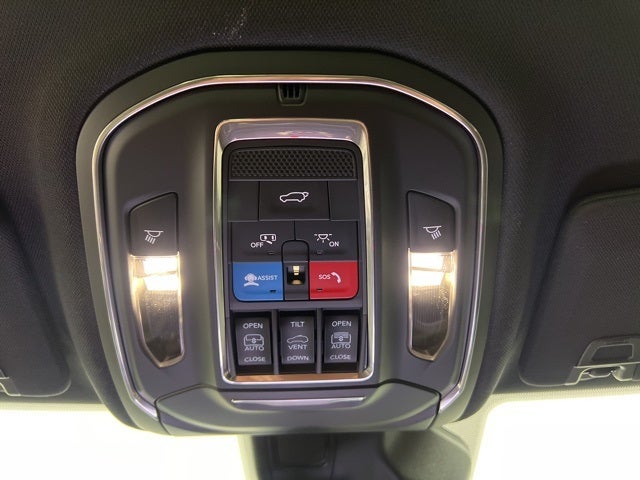 2025 Jeep Grand Cherokee GRAND CHEROKEE L LIMITED 4X2