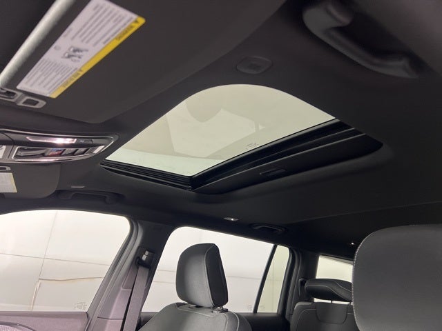 2025 Jeep Grand Cherokee GRAND CHEROKEE L LAREDO X 4X4