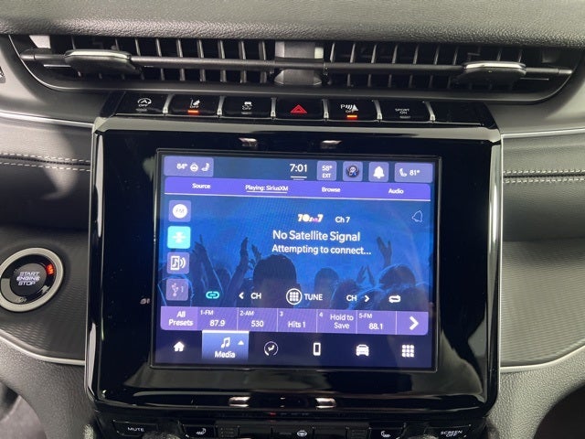 2025 Jeep Grand Cherokee GRAND CHEROKEE L LAREDO X 4X4