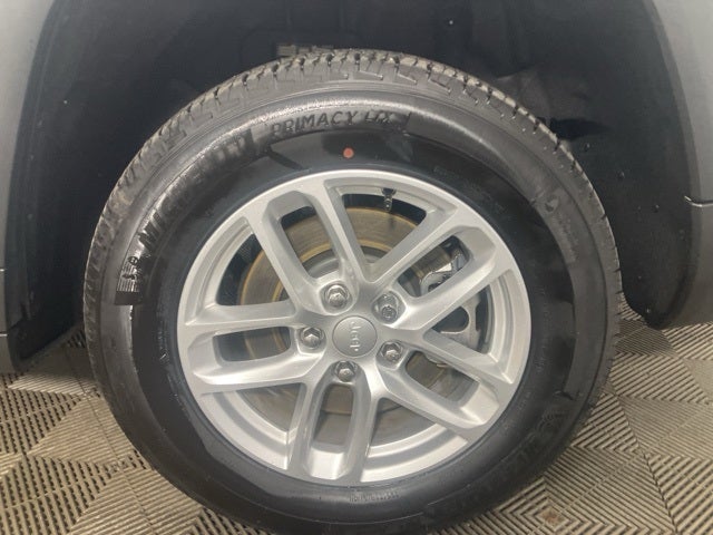 2024 Jeep Grand Cherokee L Laredo X 4x4