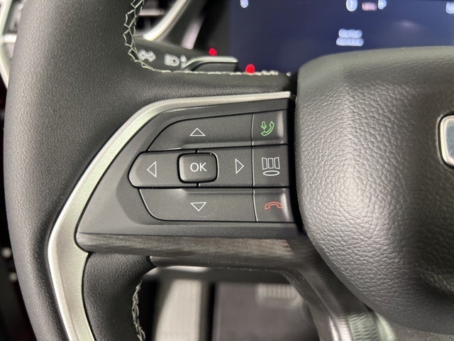 2025 Jeep Grand Cherokee GRAND CHEROKEE L LAREDO X 4X4