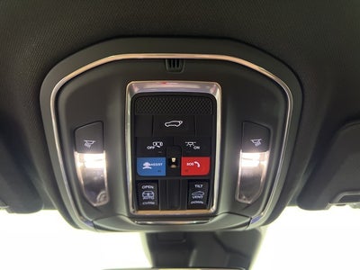 2025 Jeep Grand Cherokee GRAND CHEROKEE L LAREDO X 4X4