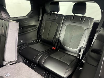 2027 Jeep Grand Cherokee Laredo Altitude