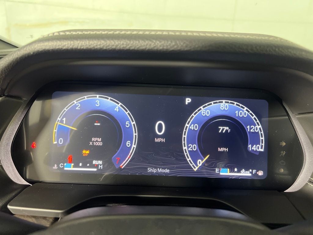 2027 Jeep Grand Cherokee Laredo Altitude