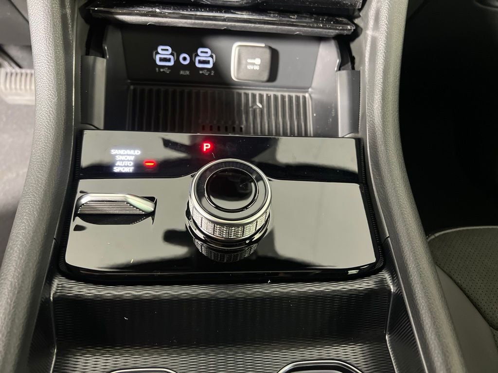 2027 Jeep Grand Cherokee Laredo Altitude