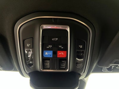 2027 Jeep Grand Cherokee Laredo Altitude