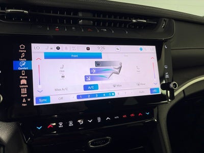 2027 Jeep Grand Cherokee Laredo Altitude