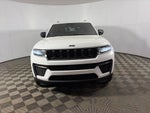 2027 Jeep Grand Cherokee Laredo Altitude