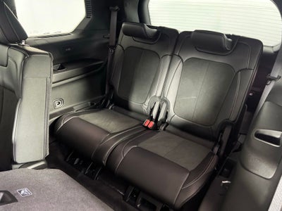 2027 Jeep Grand Cherokee Laredo Altitude