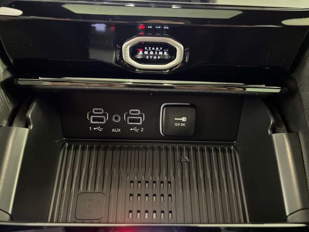 2027 Jeep Grand Cherokee Laredo Altitude