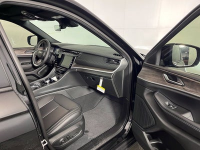 2027 Jeep Grand Cherokee GRAND CHEROKEE L LIMITED 4X4
