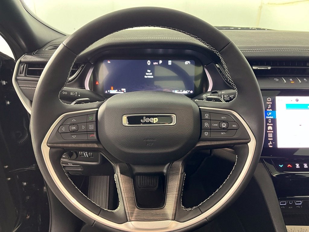 2027 Jeep Grand Cherokee GRAND CHEROKEE L LIMITED 4X4