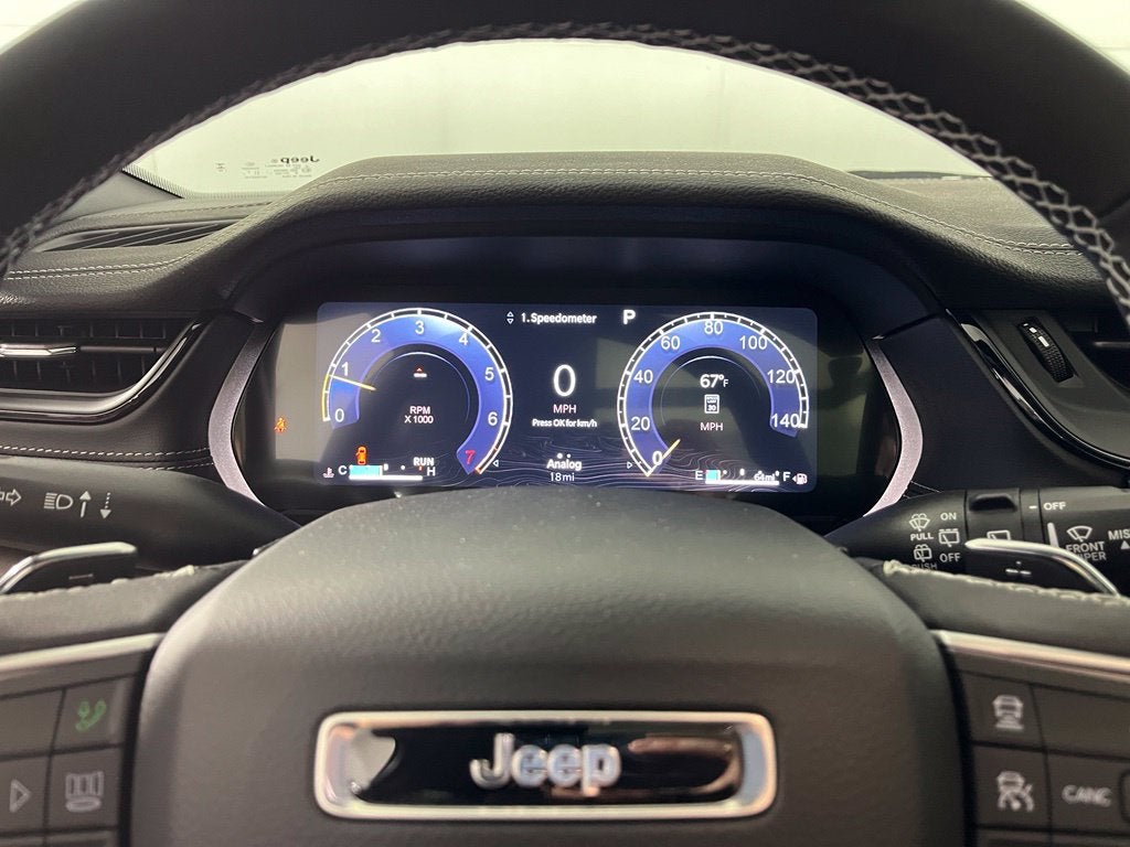 2027 Jeep Grand Cherokee GRAND CHEROKEE L LIMITED 4X4