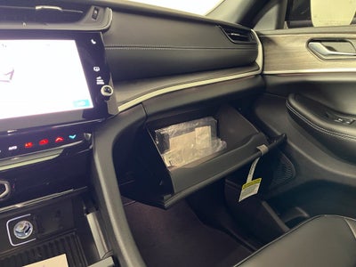 2027 Jeep Grand Cherokee GRAND CHEROKEE L LIMITED 4X4