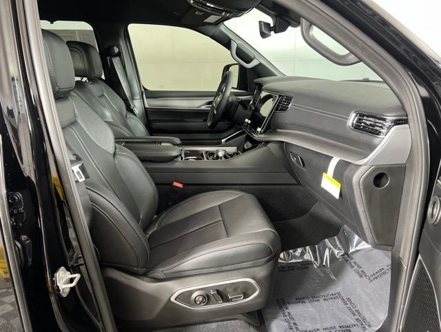 2026 Jeep Grand Wagoneer GRAND WAGONEER LIMITED ALTITUDE 4X4