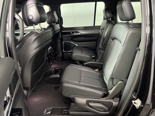 2026 Jeep Grand Wagoneer GRAND WAGONEER LIMITED ALTITUDE 4X4