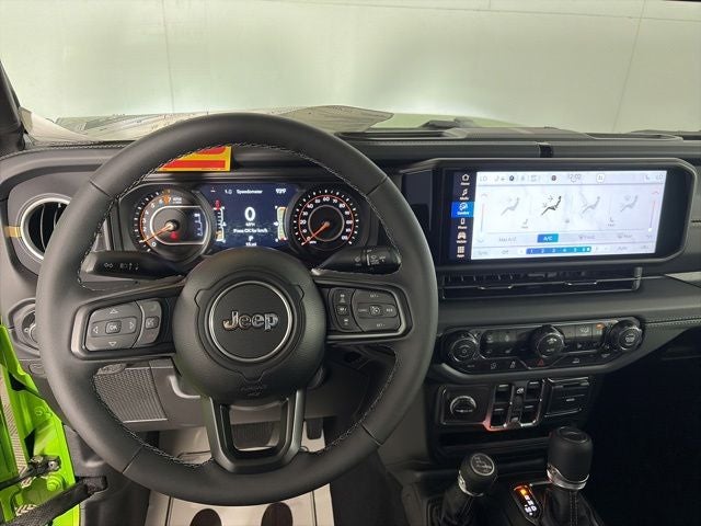 2026 Jeep Gladiator GLADIATOR SAHARA 4X4