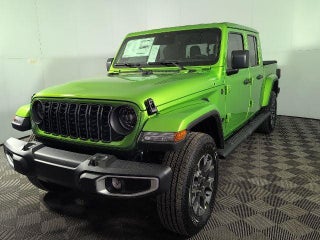 2026 Jeep Gladiator GLADIATOR SAHARA 4X4