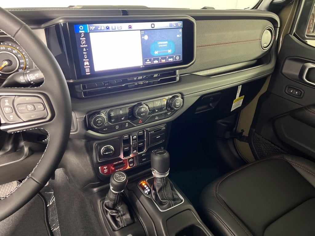 2027 Jeep Gladiator GLADIATOR RUBICON 4X4