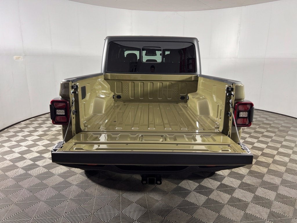 2027 Jeep Gladiator GLADIATOR RUBICON 4X4