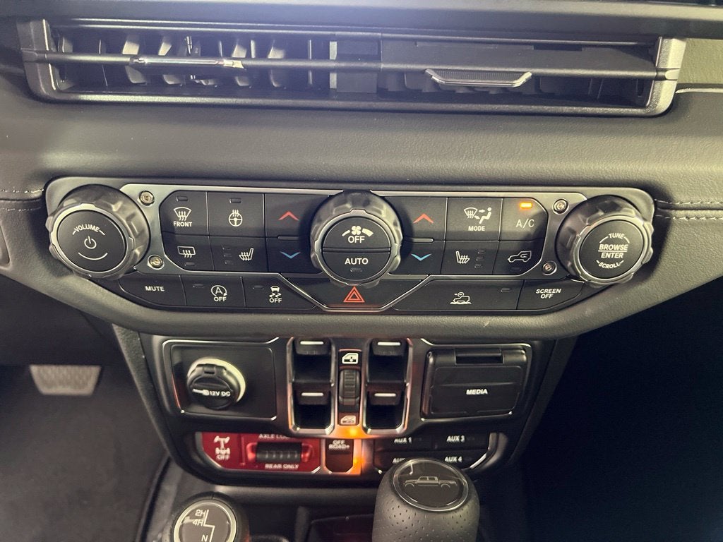 2027 Jeep Gladiator GLADIATOR MOJAVE 4X4