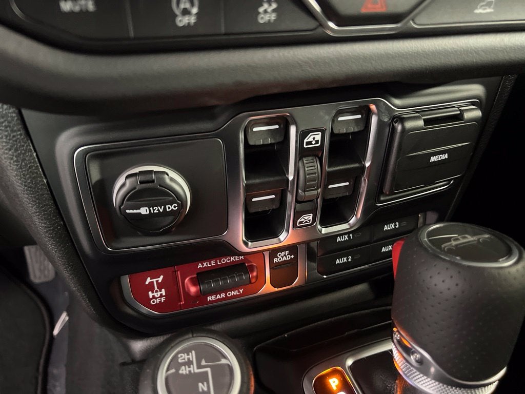2027 Jeep Gladiator GLADIATOR MOJAVE 4X4
