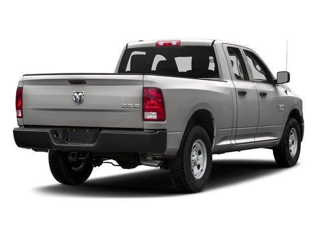 2017 RAM 1500 Express Quad Cab 4x4 6'4' Box