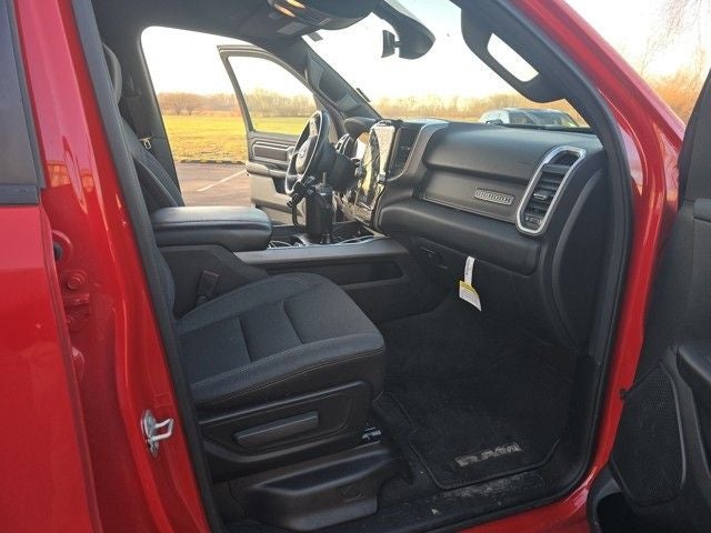 2024 RAM 1500 Big Horn Crew Cab 4x4 5'7' Box