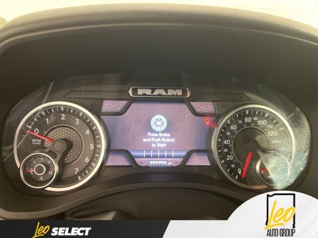2022 RAM 1500 Big Horn Crew Cab 4x4 5'7' Box