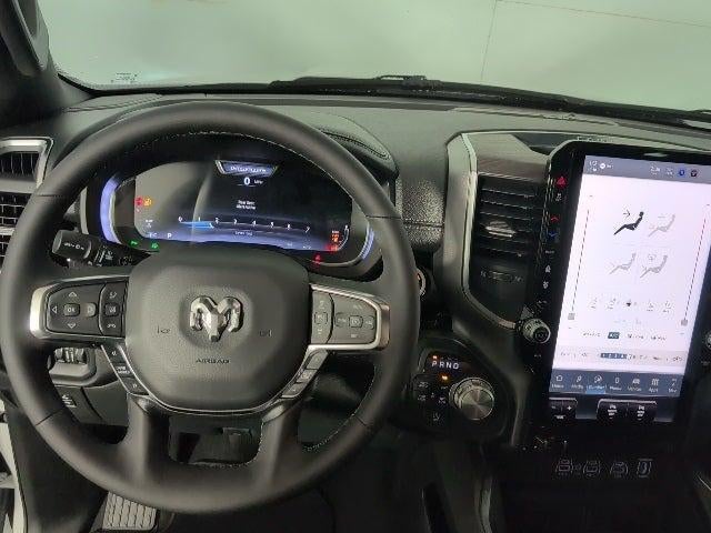 2025 RAM Ram 1500 RAM 1500 LARAMIE CREW CAB 4X4 5'7' BOX