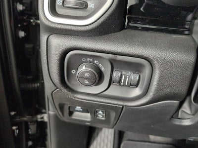 2025 RAM Ram 1500 RAM 1500 LARAMIE CREW CAB 4X4 5'7' BOX