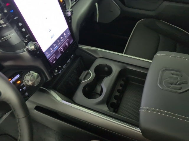 2025 RAM Ram 1500 RAM 1500 LARAMIE CREW CAB 4X4 5'7' BOX