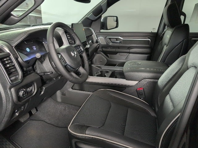 2025 RAM Ram 1500 RAM 1500 LARAMIE CREW CAB 4X4 5'7' BOX