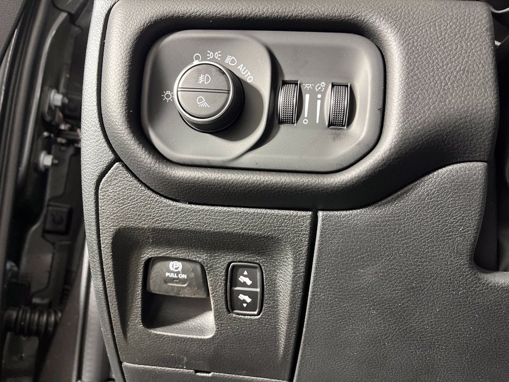 2027 RAM Ram 1500 RAM 1500 LARAMIE CREW CAB 4X4 5'7' BOX