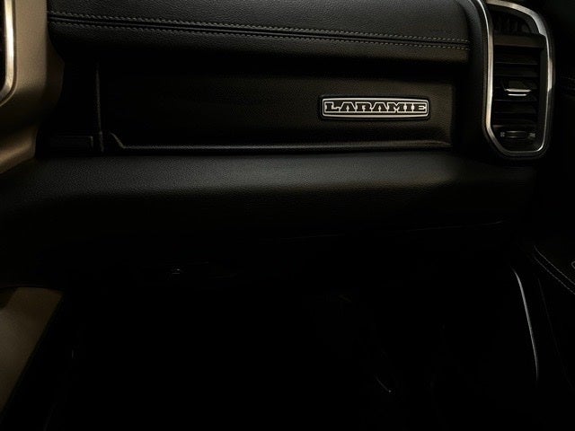 2022 RAM 1500 Laramie Crew Cab 4x4 5'7' Box