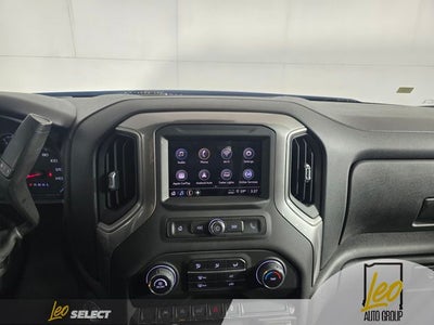 2023 Chevrolet Silverado 1500 4WD Crew Cab Standard Bed Custom
