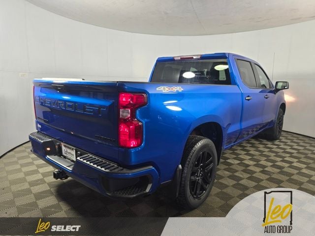 2023 Chevrolet Silverado 1500 4WD Crew Cab Standard Bed Custom