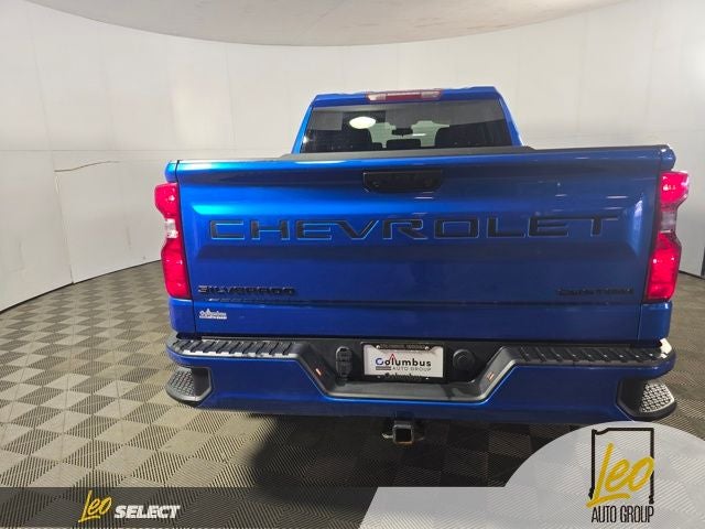 2023 Chevrolet Silverado 1500 4WD Crew Cab Standard Bed Custom
