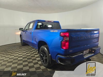 2023 Chevrolet Silverado 1500 4WD Crew Cab Standard Bed Custom