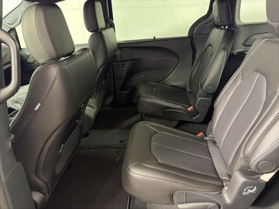 2027 Chrysler Pacifica PACIFICA SELECT