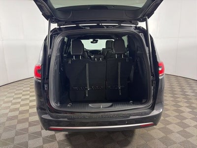 2027 Chrysler Pacifica PACIFICA SELECT